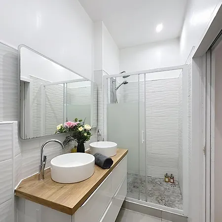 Le Sacre - Rare - Cour Privee - Parking - Apartmán Remeš