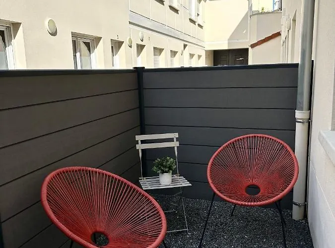 Le Sacre - Centre - Cour Privative - Parking Apartment *